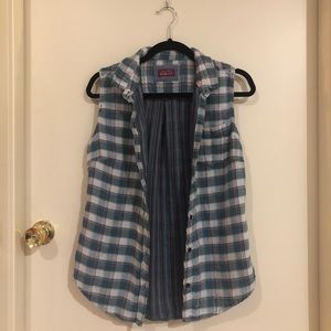 Jachs Girlfriend Plaid Flannel Sleeveless Shirt